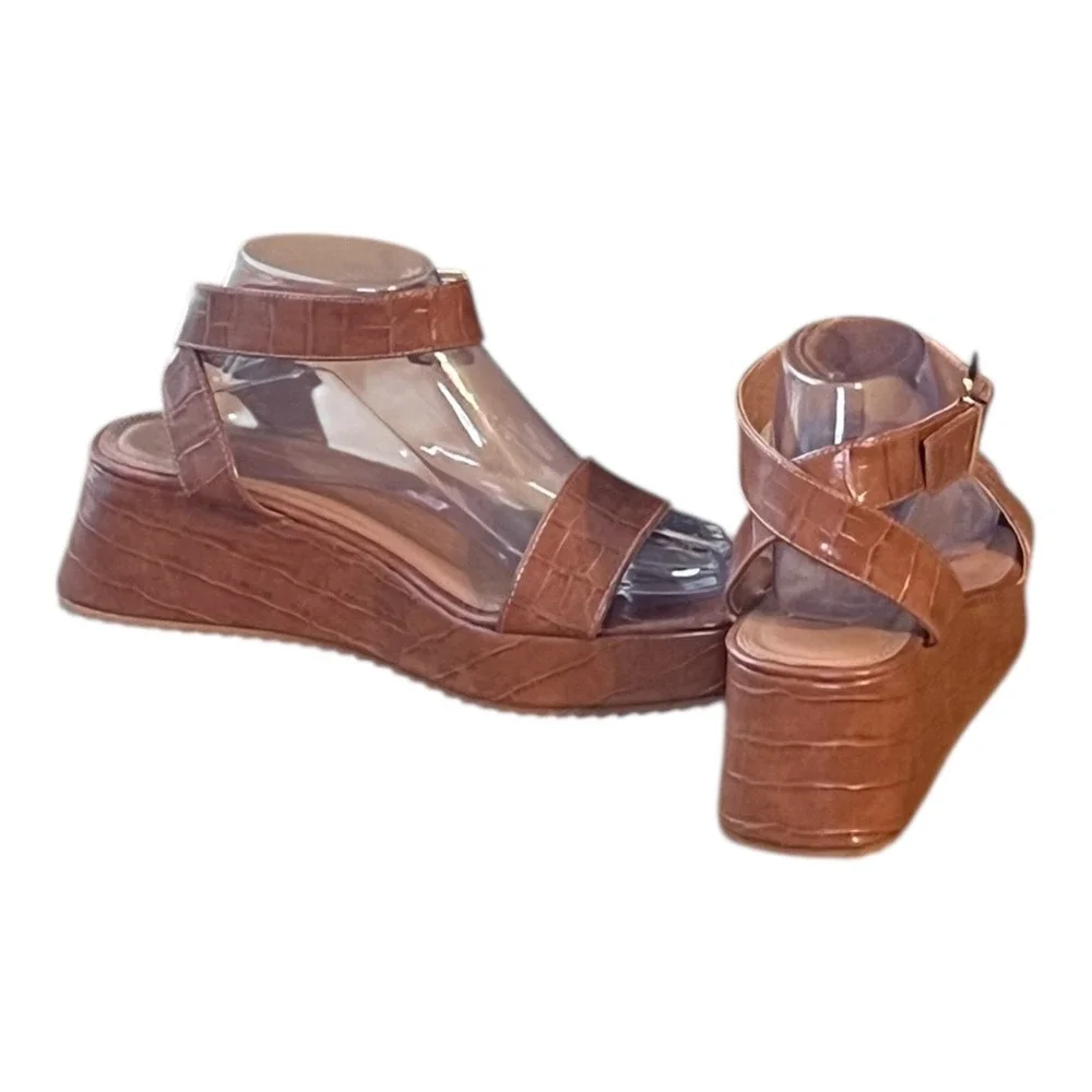 ASOS Brown Croc Embossed‎ Platform Wedge Sandals Size 9